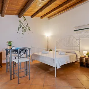 https://politeamas-corner.palermohotels.org